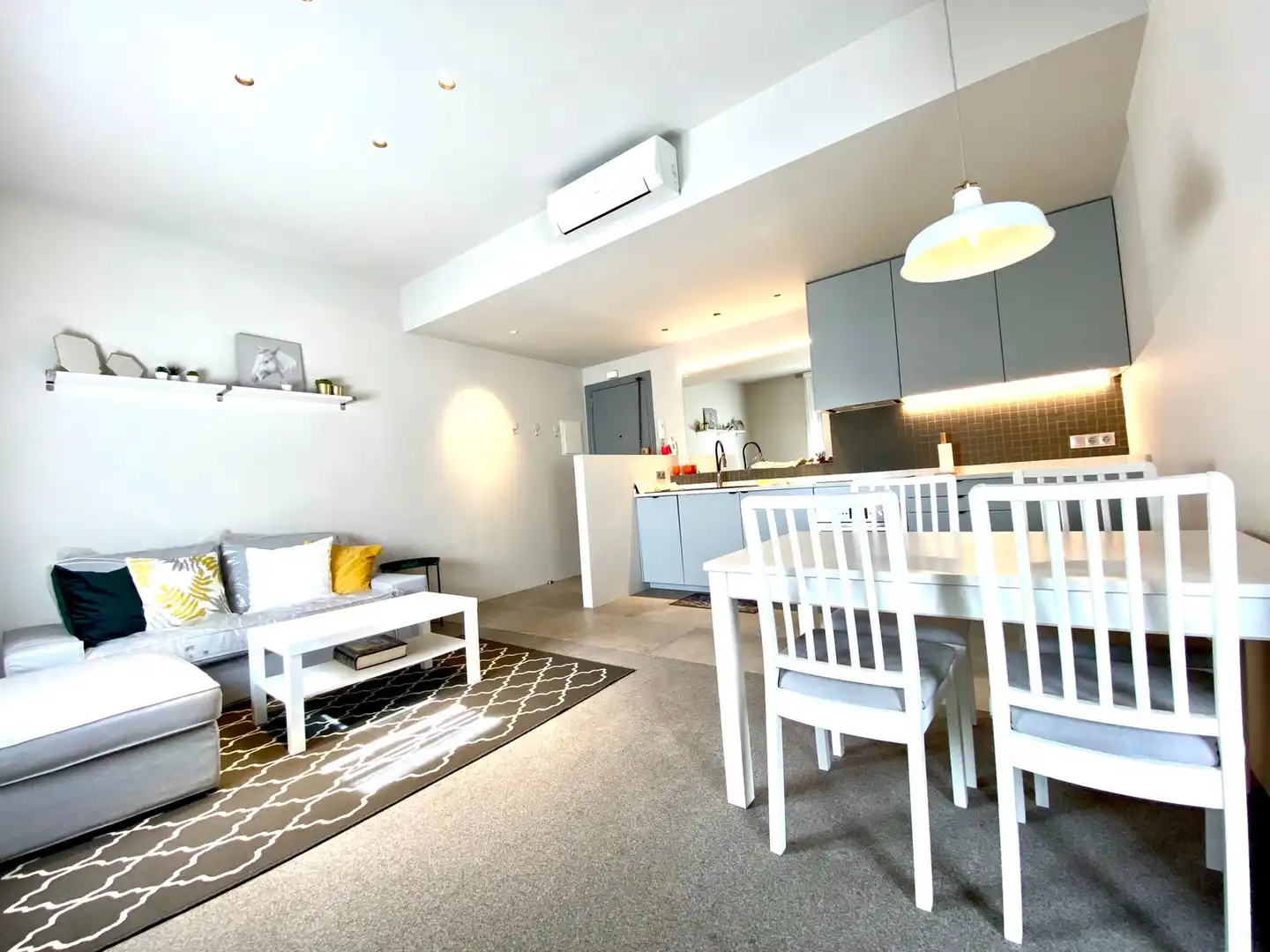 Wohnzimmer von Wohnung zum Verkauf in Barcelona mit Klimaanlage, Heizung und Parkett