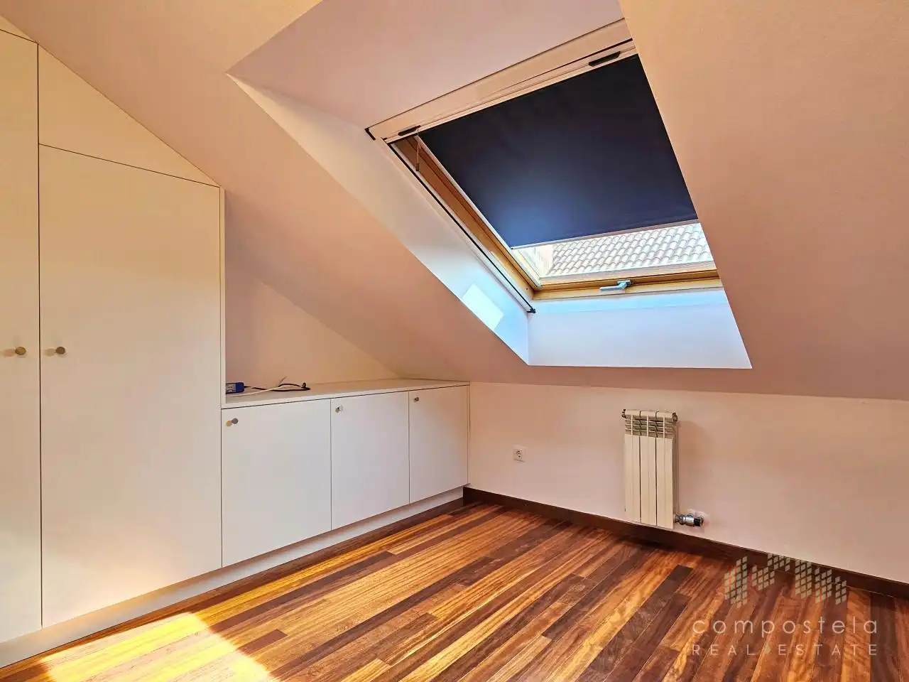Dúplex de alquiler en Ames con Calefacción, Parquet y Trastero