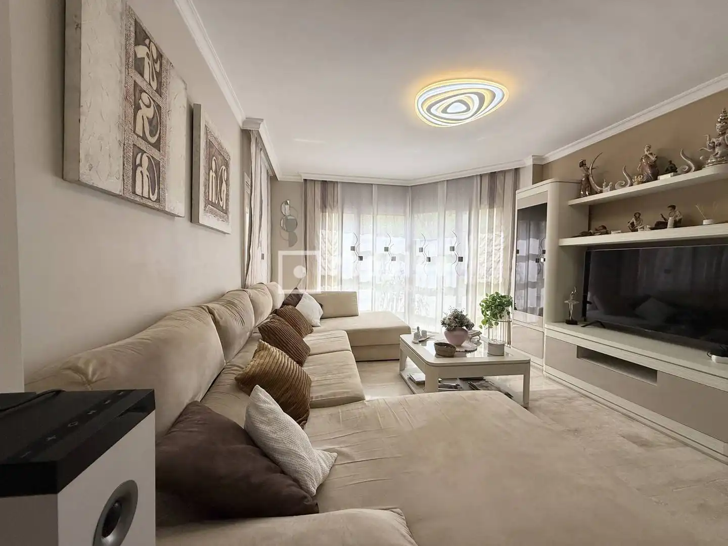 Sala de estar de Piso en venta en Málaga con Aire acondicionado, Calefacción y Jardín privado