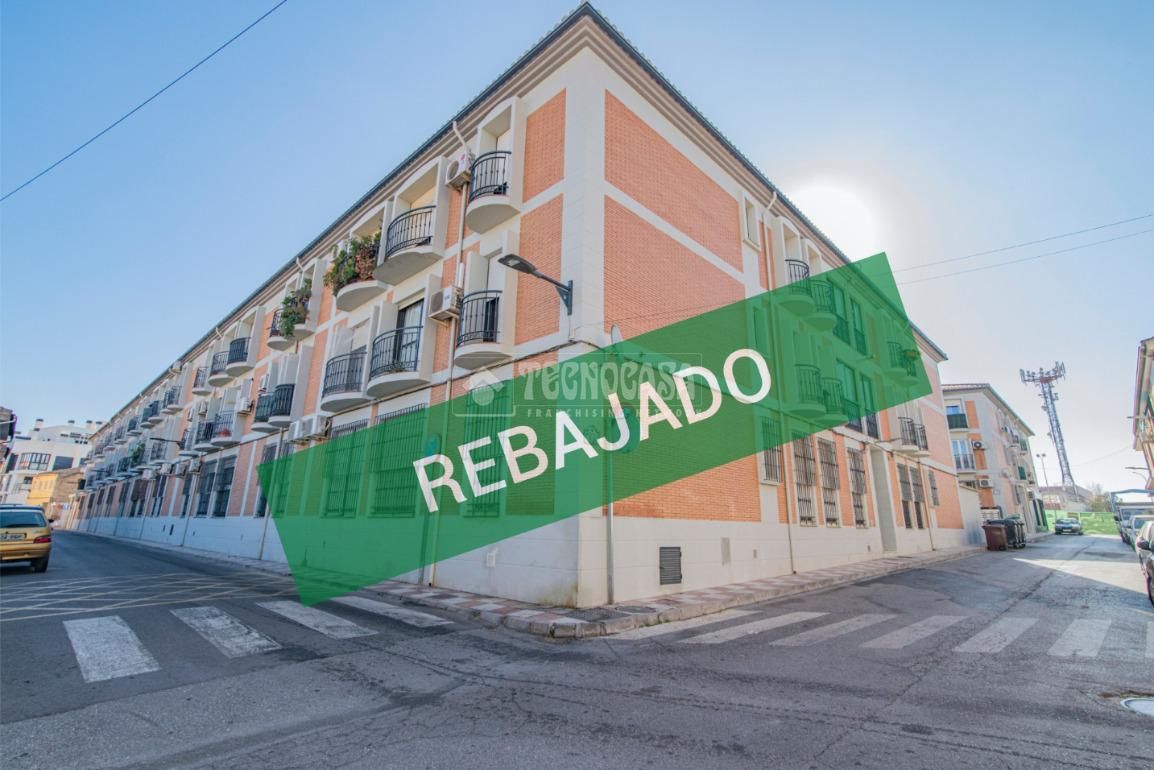 Exterior view of Flat for sale in Armilla  with Balcony