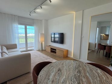 Penthouse mit Pool zum Verkauf in Punta Prima