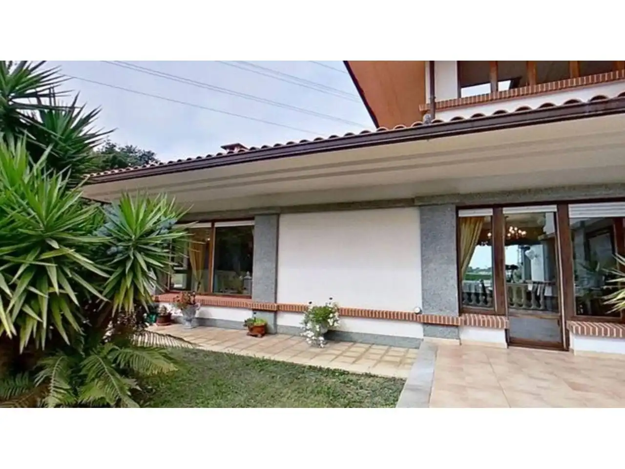 Terrace of Houses for sale in Berango, Bizkaia