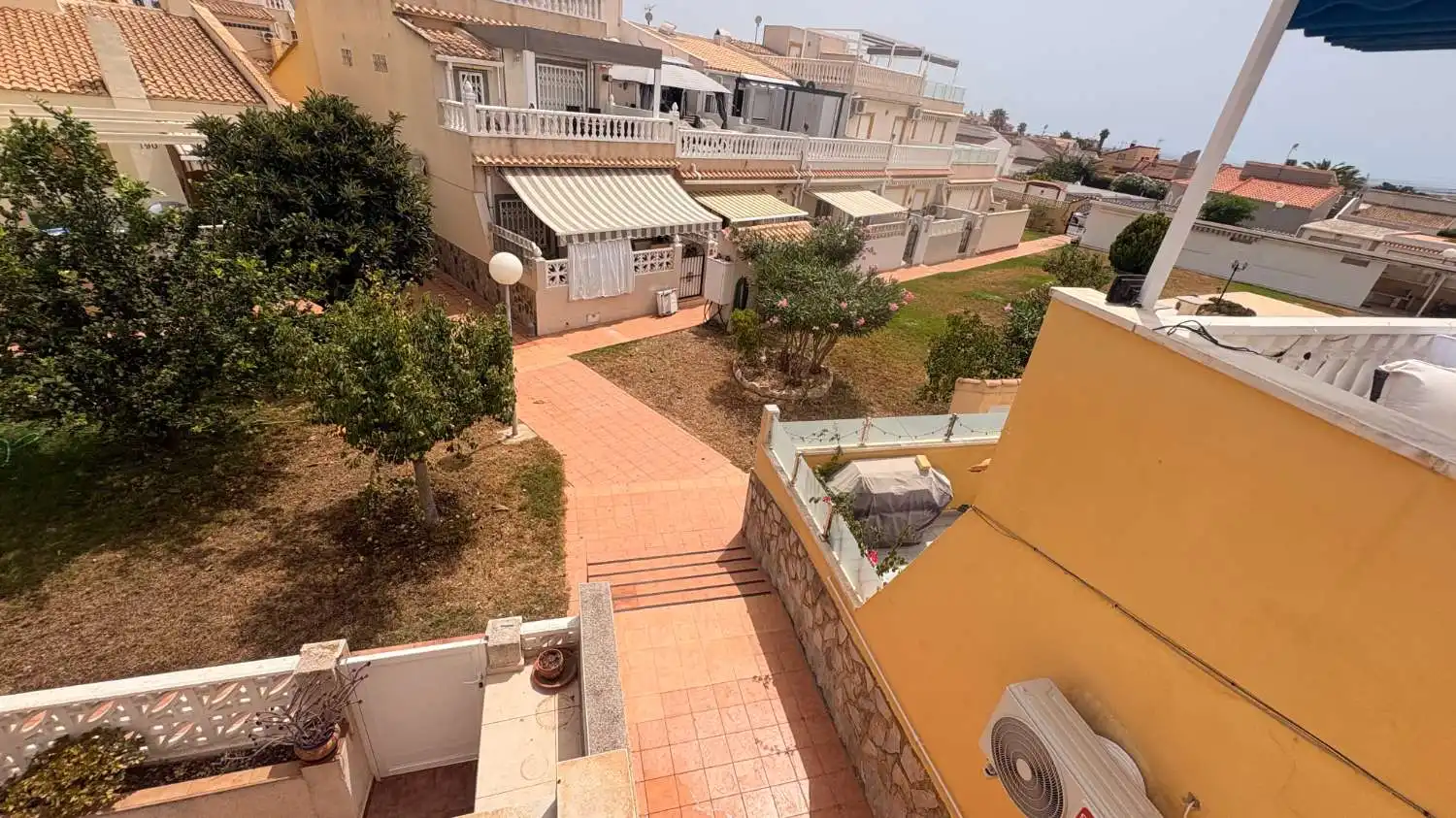Jardí de Casa o xalet en venda en Orihuela amb Aire condicionat, Calefacció i Terrassa
