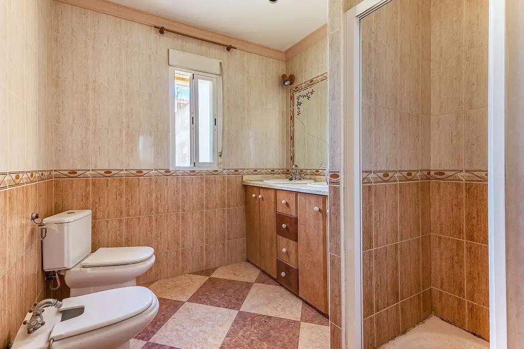 Baño de Piso en venta en Guadix, Granada