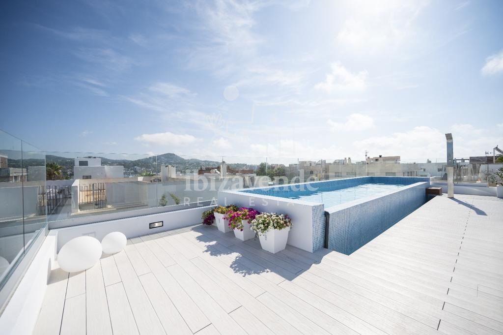 Piscina de Àtic de lloguer en Eivissa amb Aire condicionat, Calefacció i Terrassa