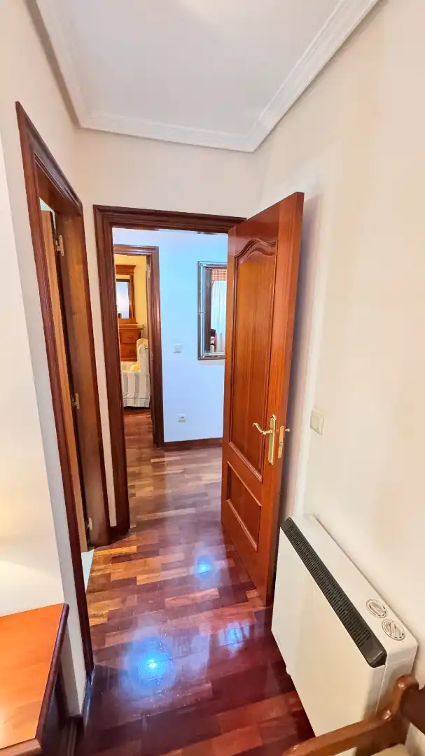 Wohnung zum Verkauf in Arteixo mit Heizung, Parkett und Terrasse