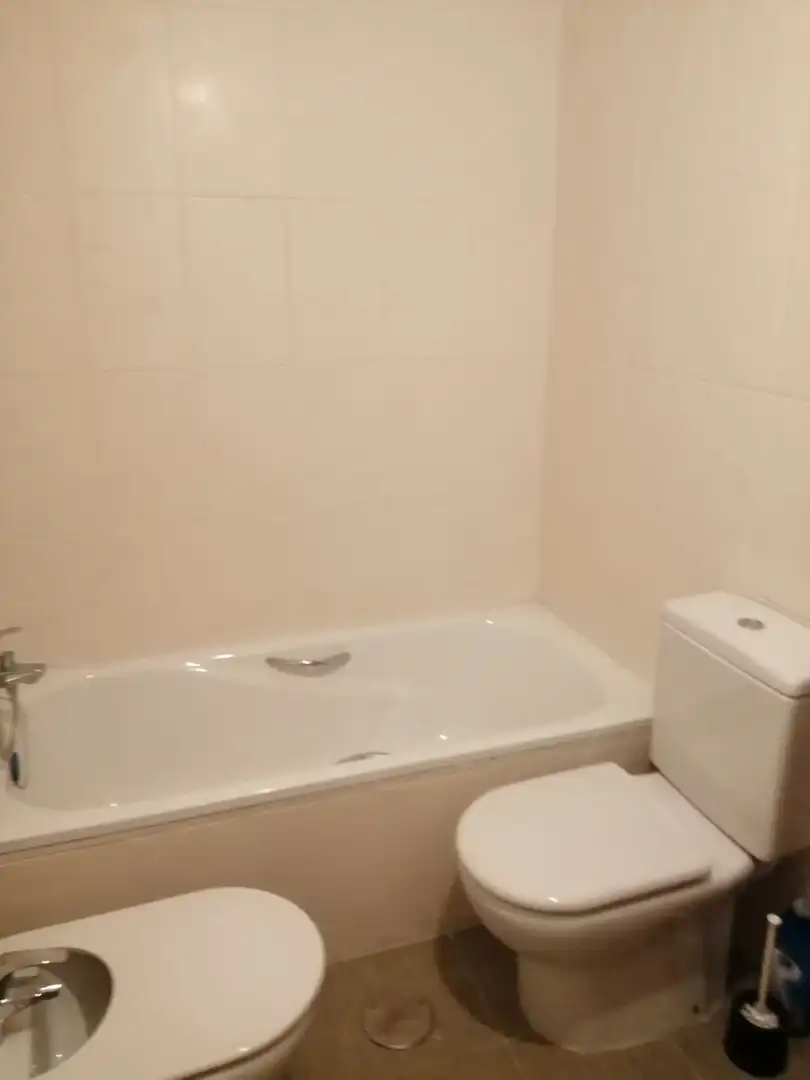 Bathroom of Flat for sale in Covadonga - Campuzano - Ciudad Vergel