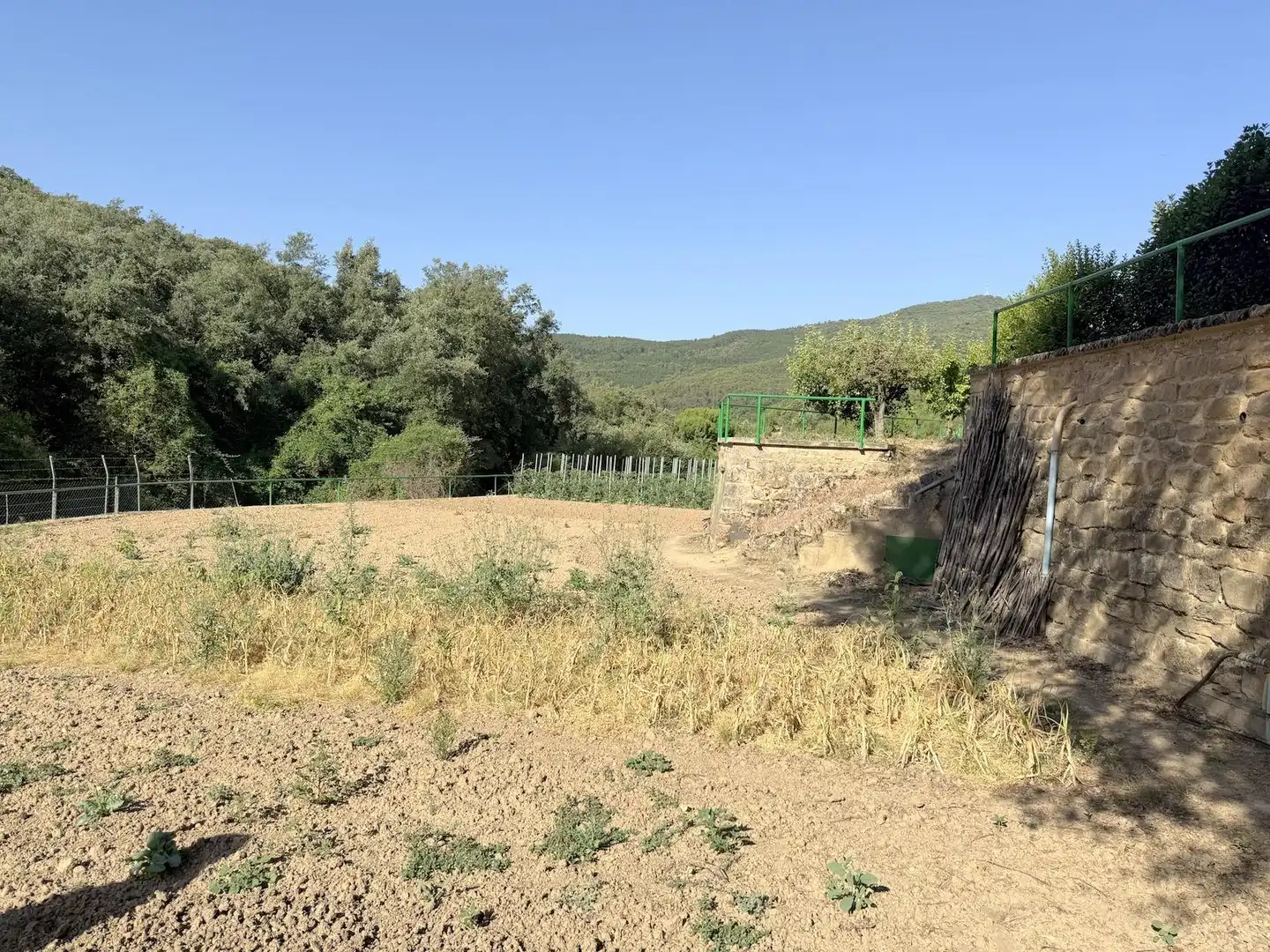 Country homes for sale in Valle de Yerri / Deierri  with Private garden and Swimming Pool