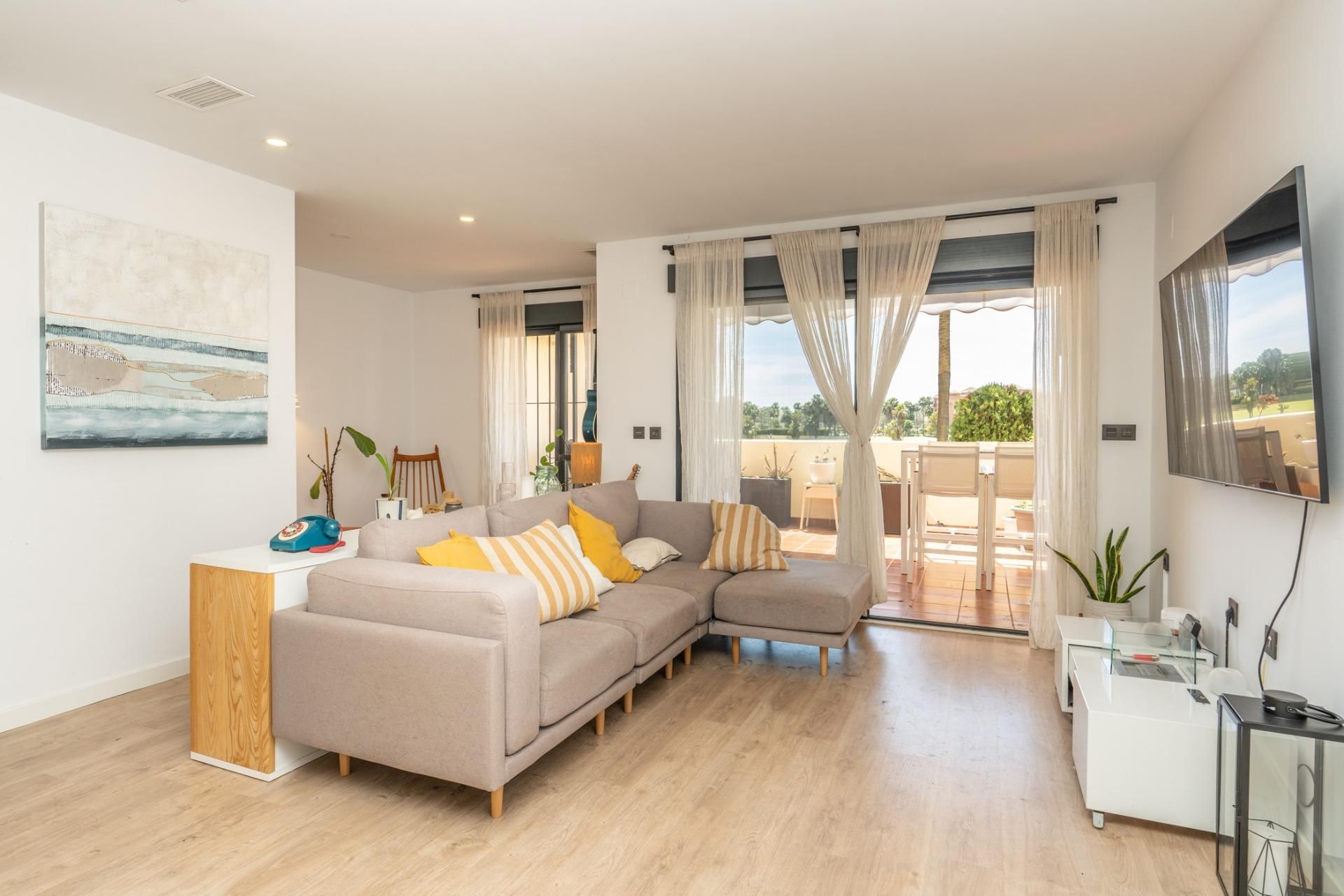 Living room of Flat for sale in Motril  with Air Conditioner, Terrace and Community pool