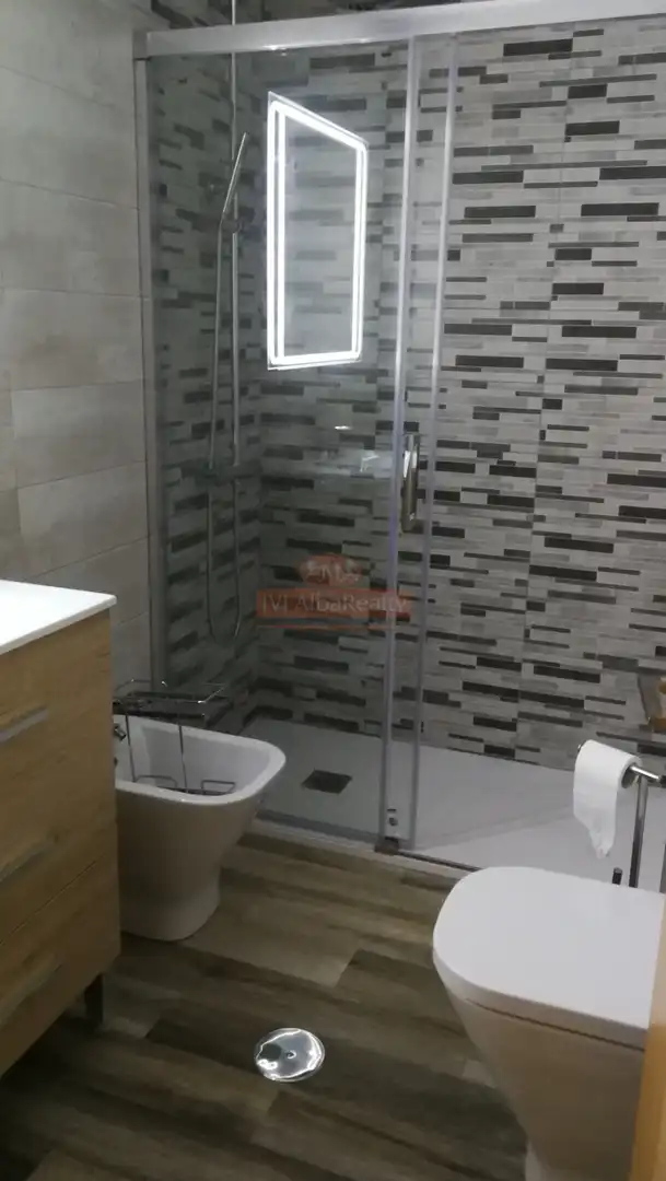 Flat with terrace to rent in Ensanche - Franciscanos, imagen 9