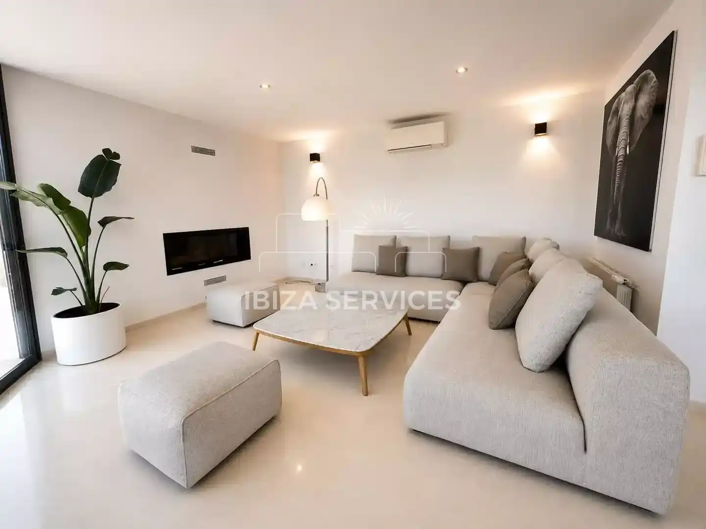 Sala de estar de Casa o chalet de alquiler en Sant Antoni de Portmany con Aire acondicionado, Jardín privado y Piscina