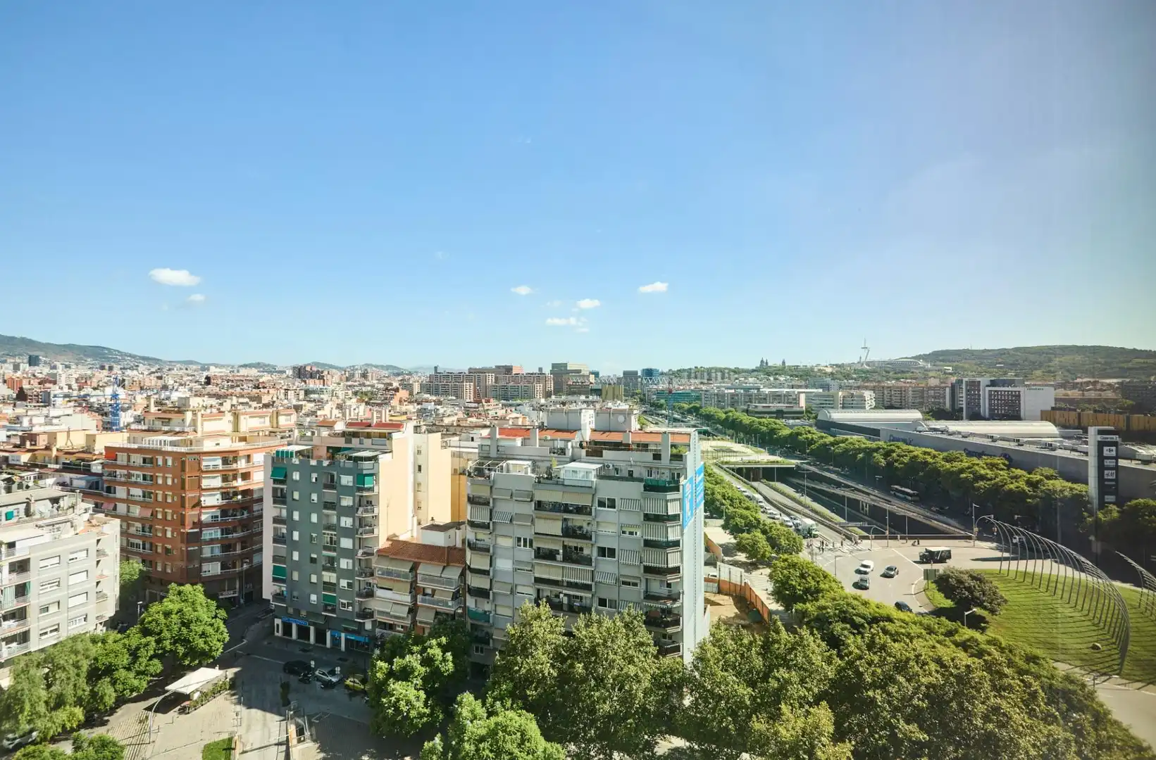 Vista exterior de Oficina de lloguer en L'Hospitalet de Llobregat