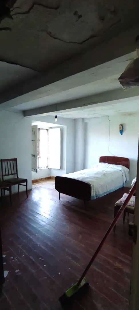 Habitación de Casa adosada en venta en Entrambasaguas con Jardín privado, Terraza y Trastero