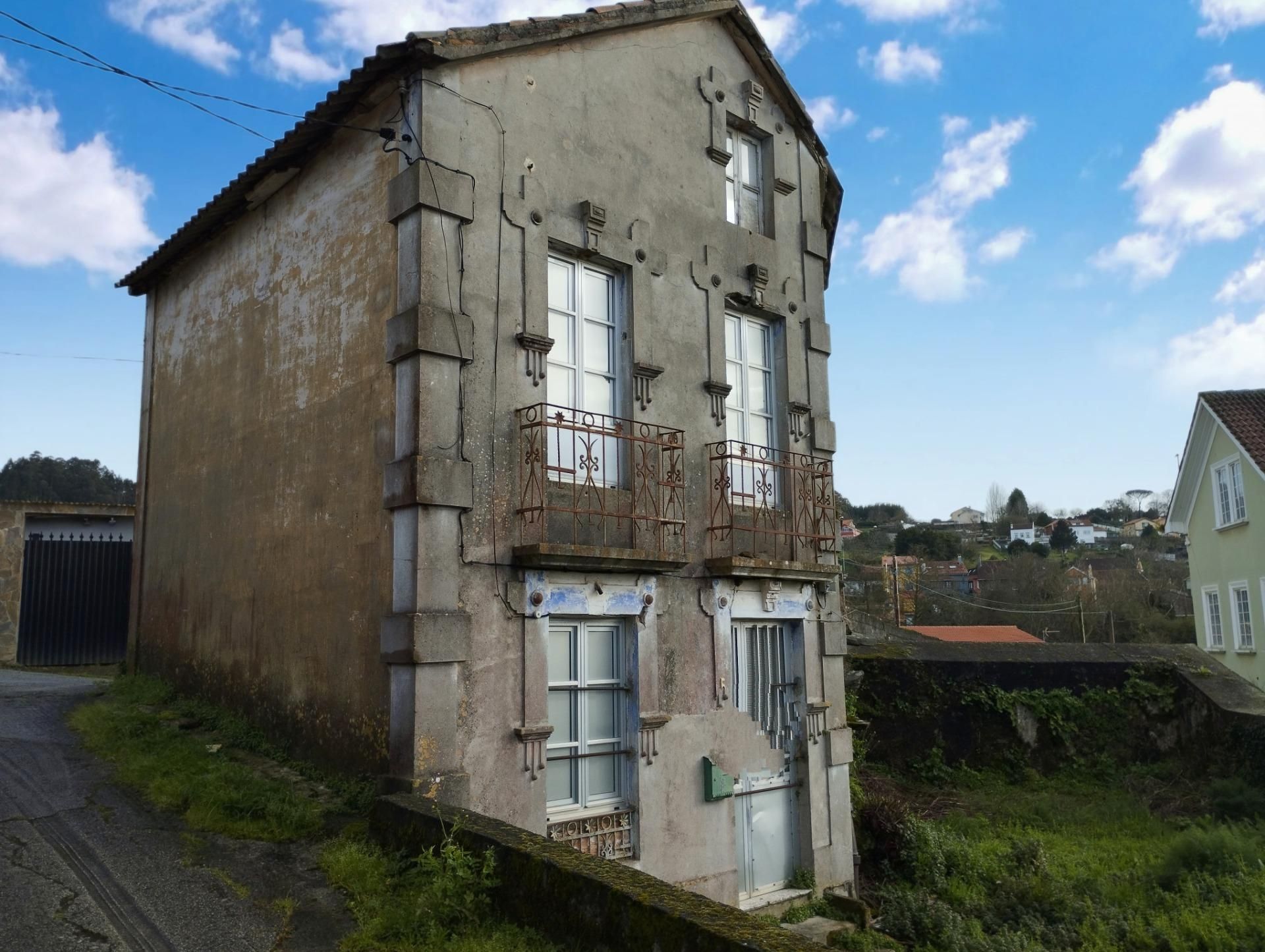 Exterior view of Houses for sale in Fene  with Private garden