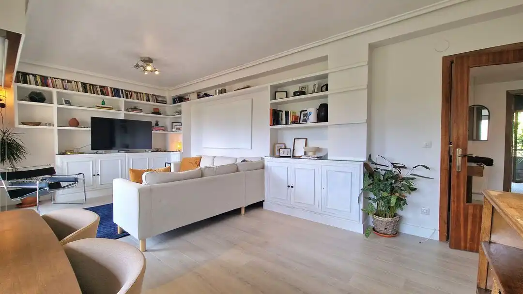Wohnzimmer von Wohnung zum Verkauf in Donostia - San Sebastián  mit Heizung, Terrasse und Balkon