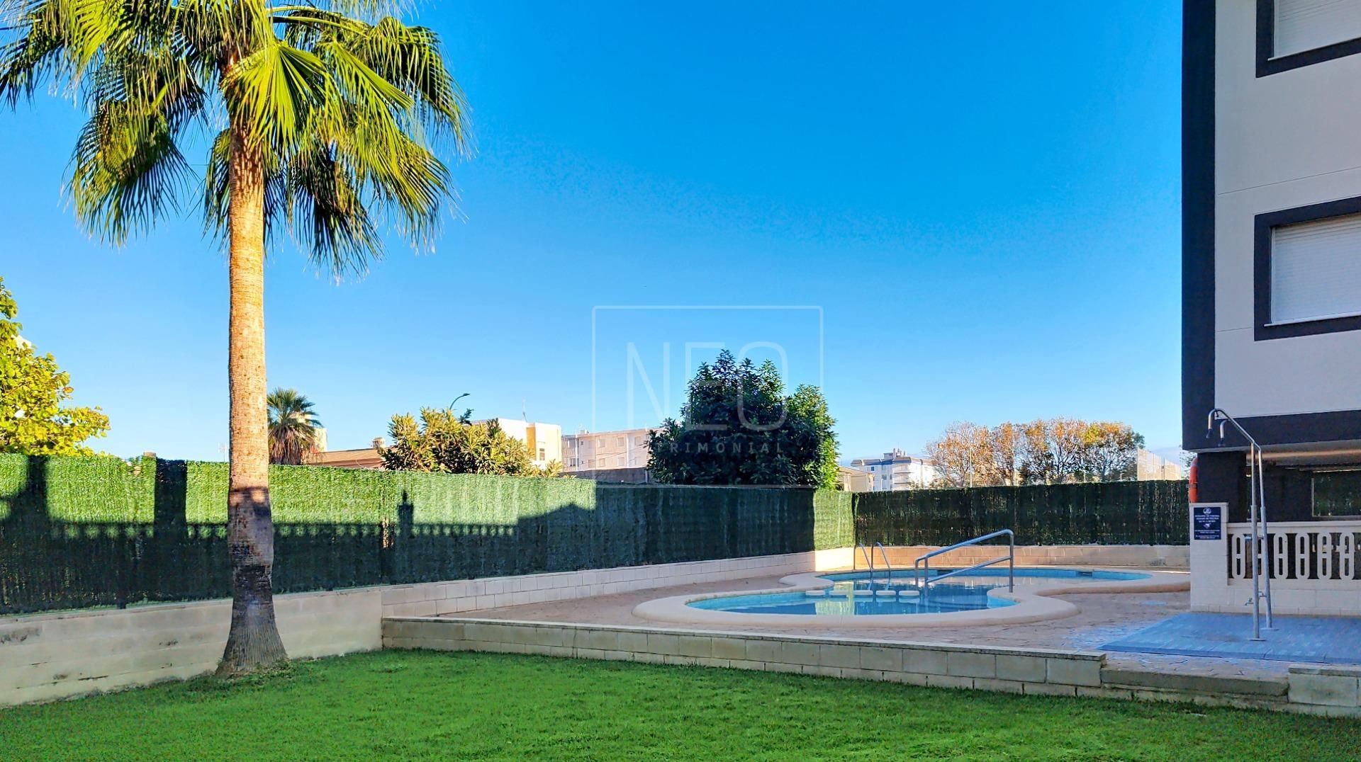 Piscina de Piso en venta en Piles con Aire acondicionado, Terraza y Piscina comunitaria