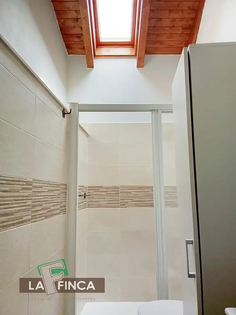 Bathroom of Houses for sale in Cudillero  with Heating and Furnished