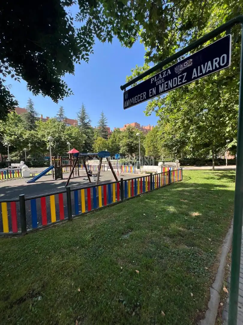 Exterior view of Garage for sale in Madrid