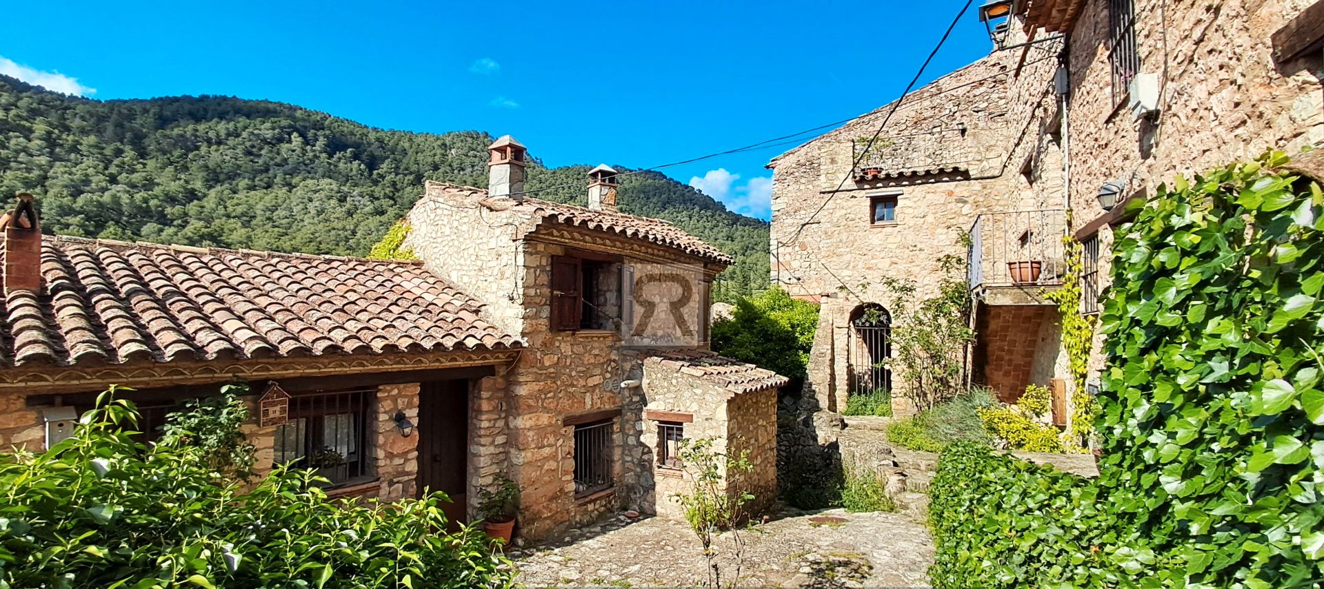Vista exterior de Casa o xalet en venda en Mont-ral amb Moblat i Rentadora