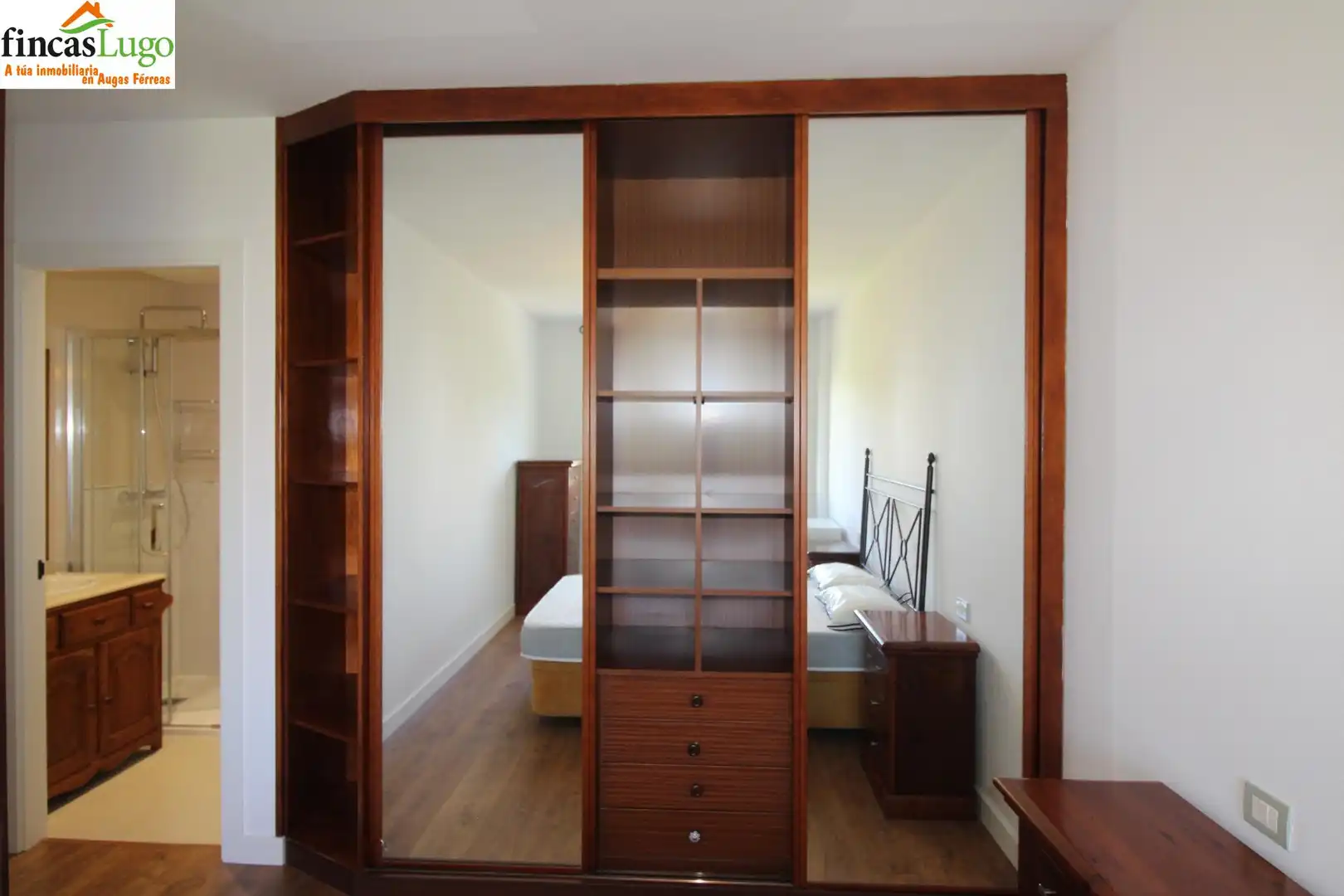 Bedroom of Flat for rent in Lugo  with Furnished