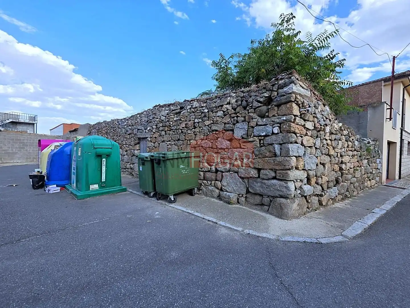 Parking of Houses for sale in Cardeñosa