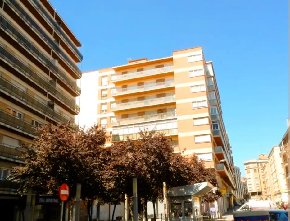 Pis de lloguer a Calle María de Molina, Campo de la Juventud