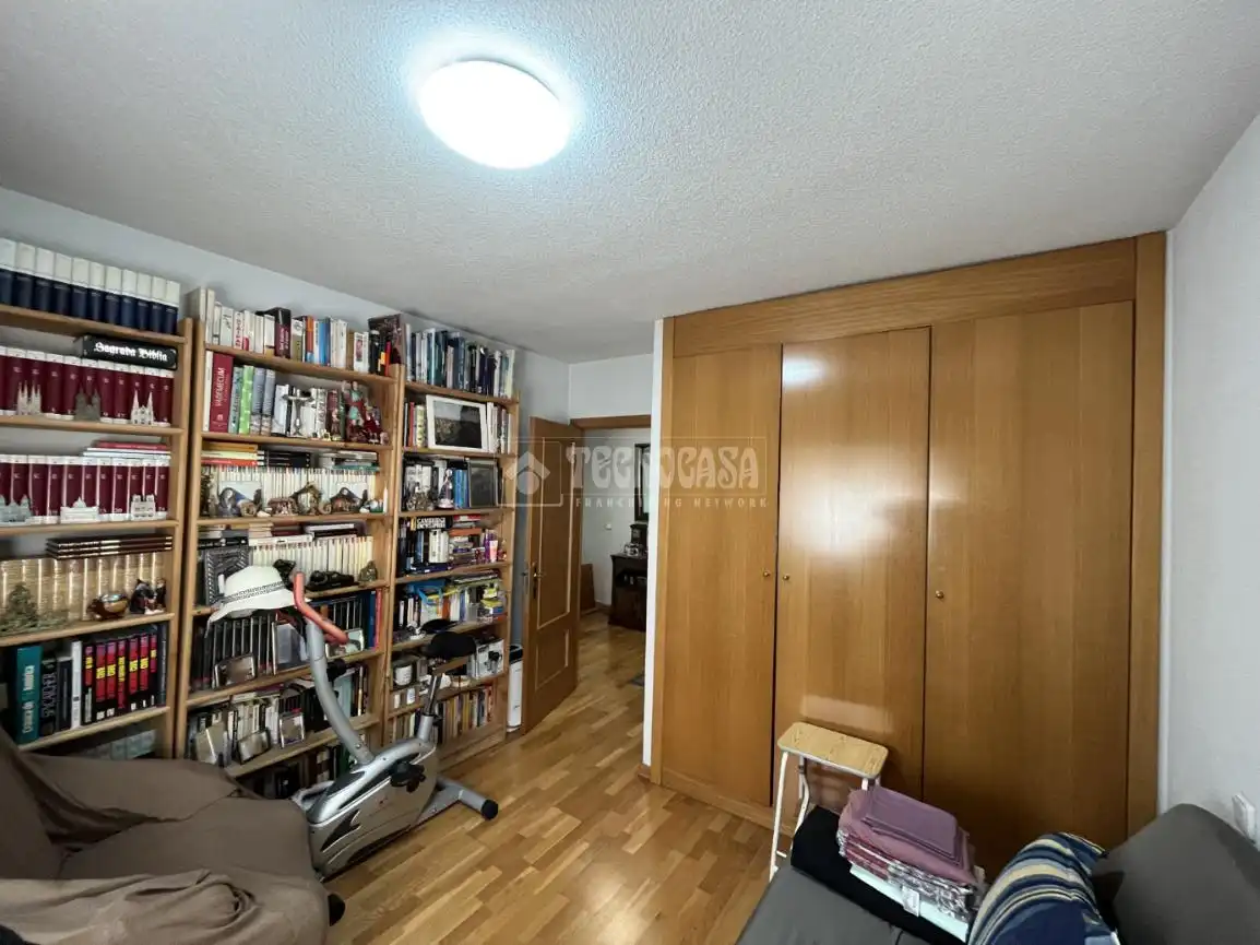 Detached homes for sale in Alcalá de Henares  with Air Conditioner and Heating