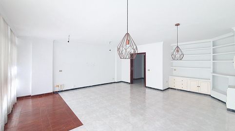 Foto 2 de Piso en venta en Calle Albareda, Santa Catalina - Canteras, Las Palmas de Gran Canaria