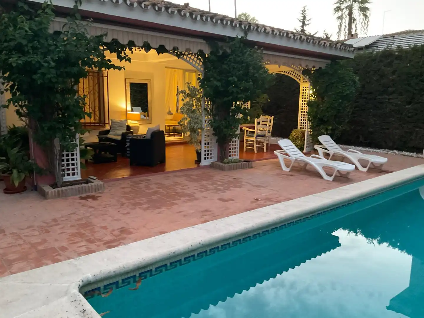 Villa mit Pool zur Miete in Calle los Jazmines 500, imagen 3