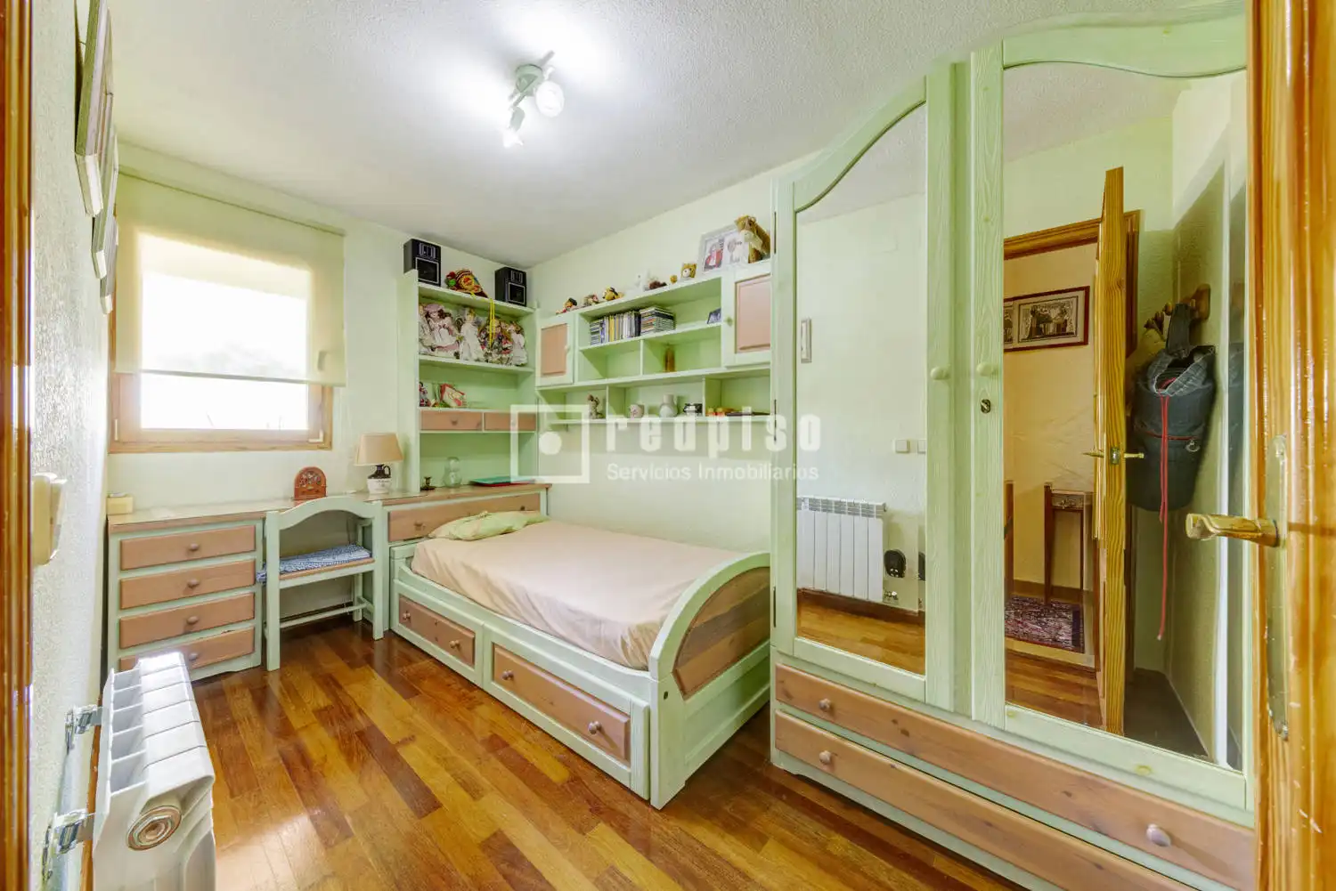 Habitación de Casa o chalet en venta en Las Rozas de Madrid con Aire acondicionado, Calefacción y Jardín privado