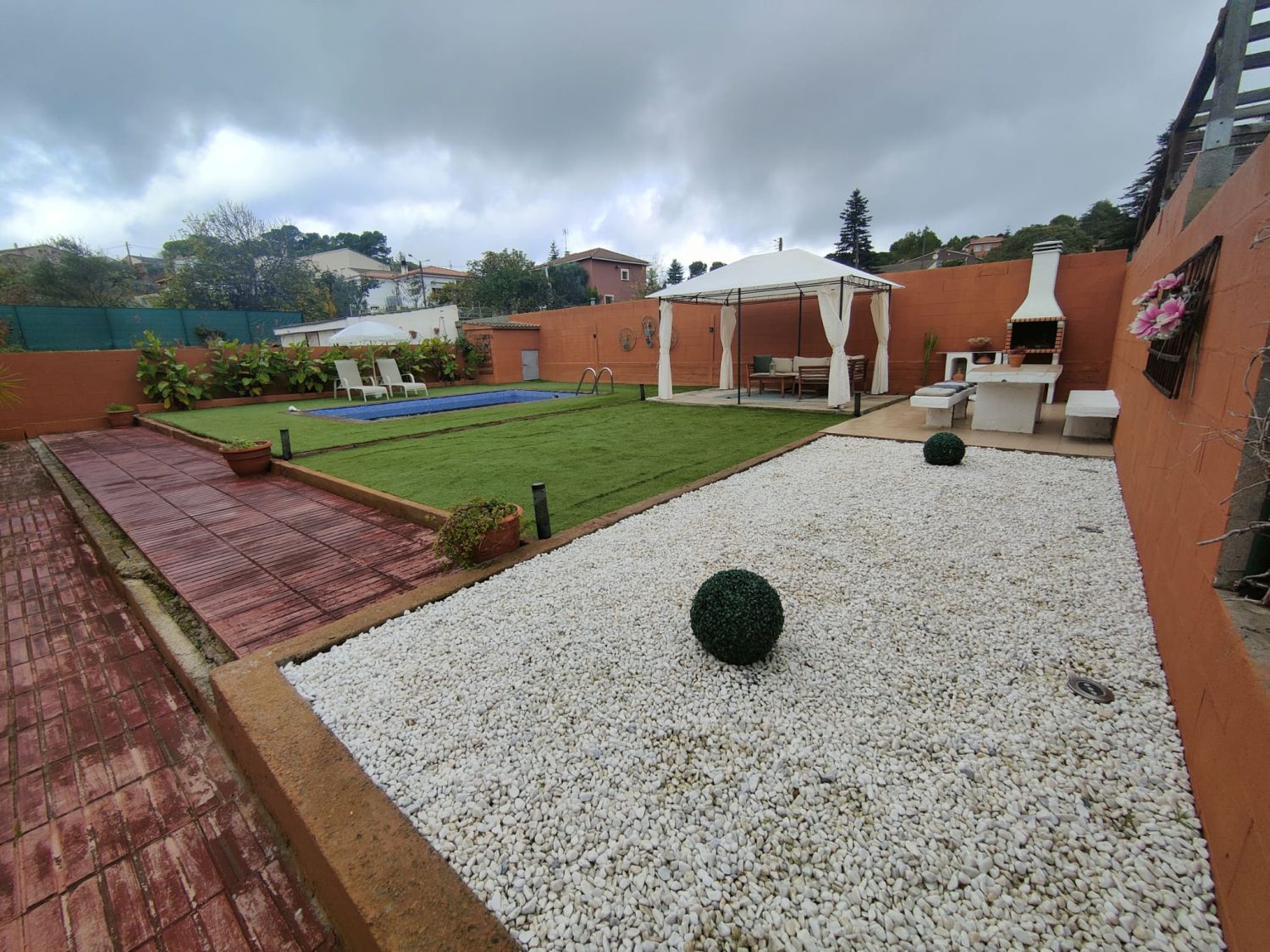 Garden of House or chalet for sale in El Bruc  with Air Conditioner and Heating