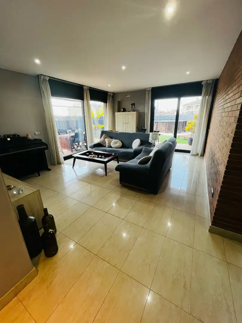 Sala d'estar de Casa o xalet en venda en Piera amb Aire condicionat, Calefacció i Jardí privat