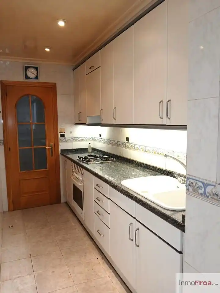 Kitchen of Flat for sale in Castellón de la Plana / Castelló de la Plana  with Terrace and Furnished