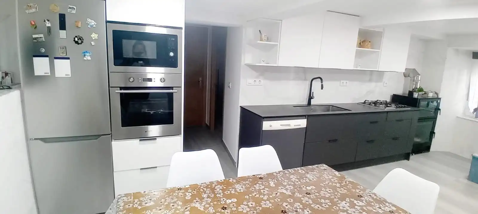Cuina de Casa o xalet en venda en Castropol amb Terrassa i Traster