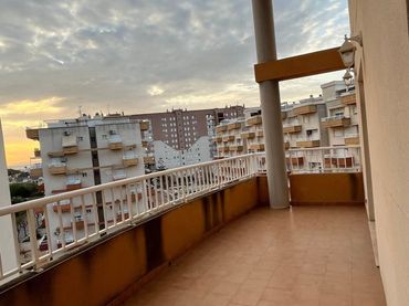 Pis amb piscina en venda a ARROZ Y TARTANA