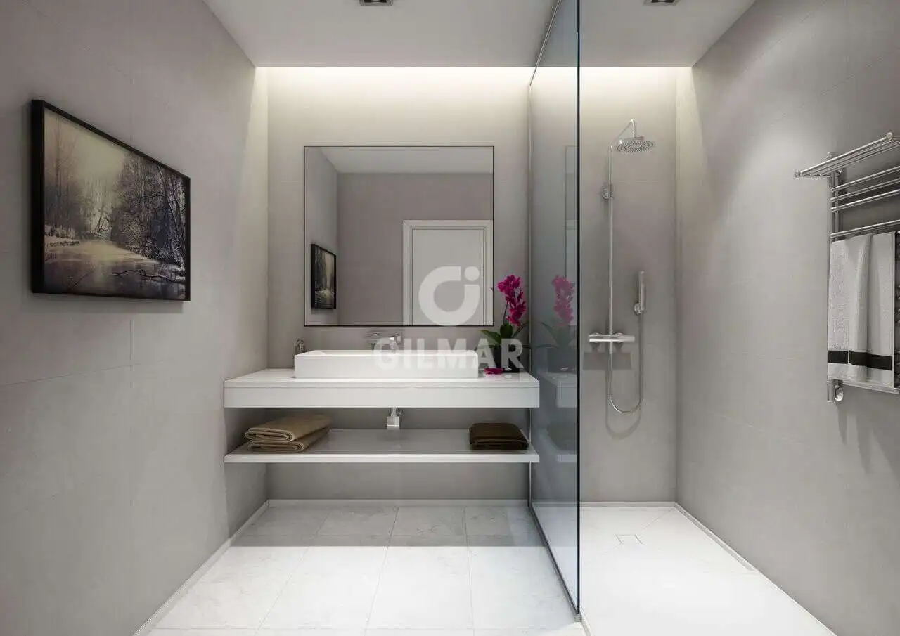 Baño de Apartamento en venta en Estepona con Calefacción, Trastero y Piscina