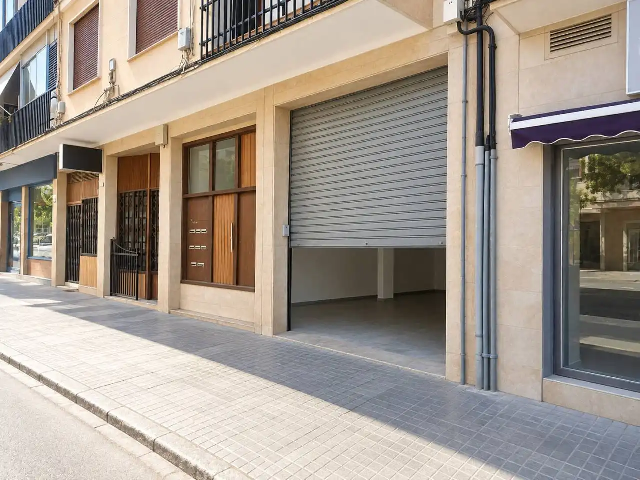 Locale commerciale in vendita a Calle Fuentes, imagen 2