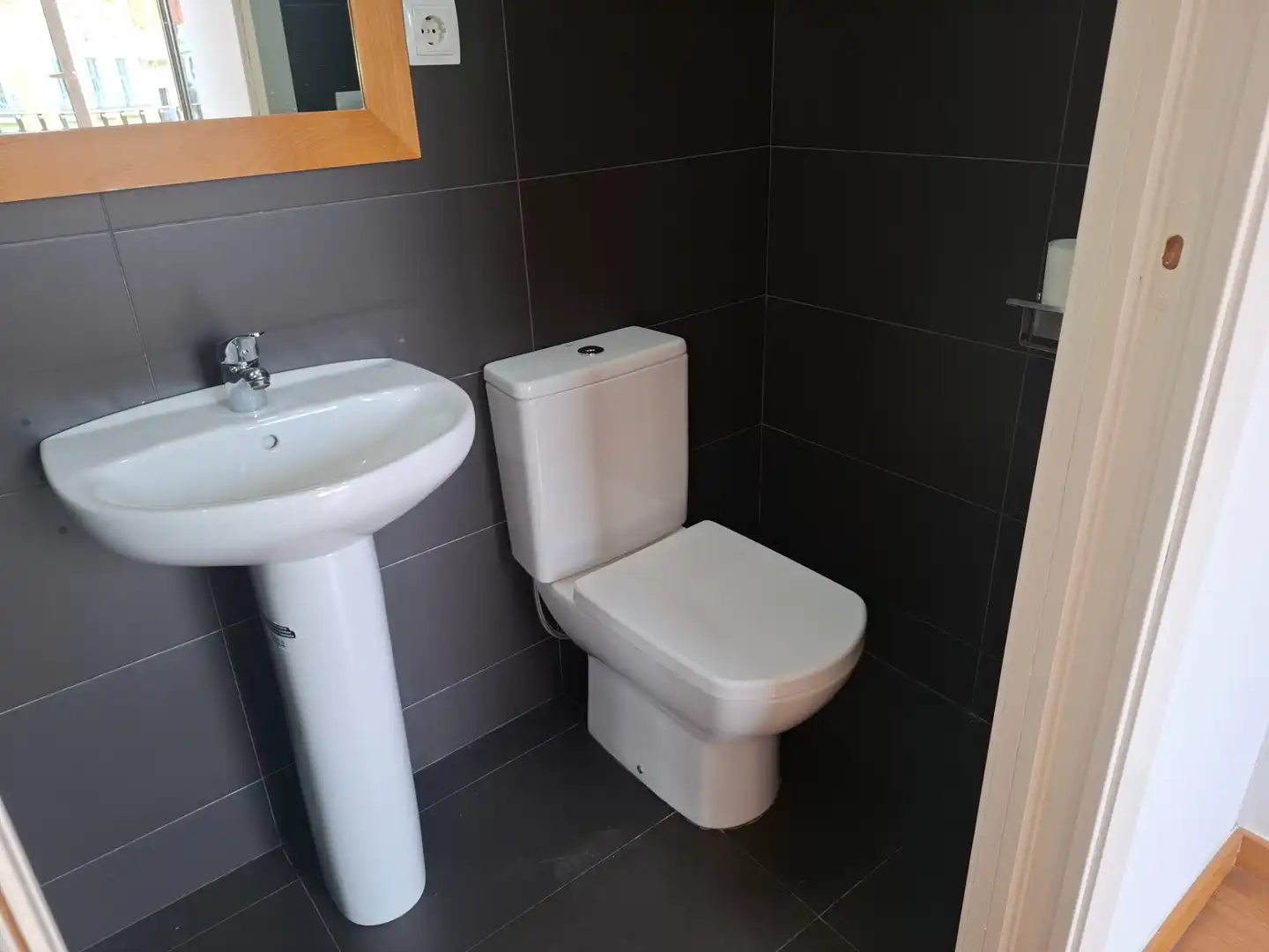 Baño de Piso en venta en Barcelona con Aire acondicionado, Calefacción y Balcón