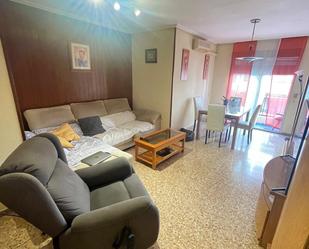 Living room of Flat for sale in Mislata  with Air Conditioner and Balcony