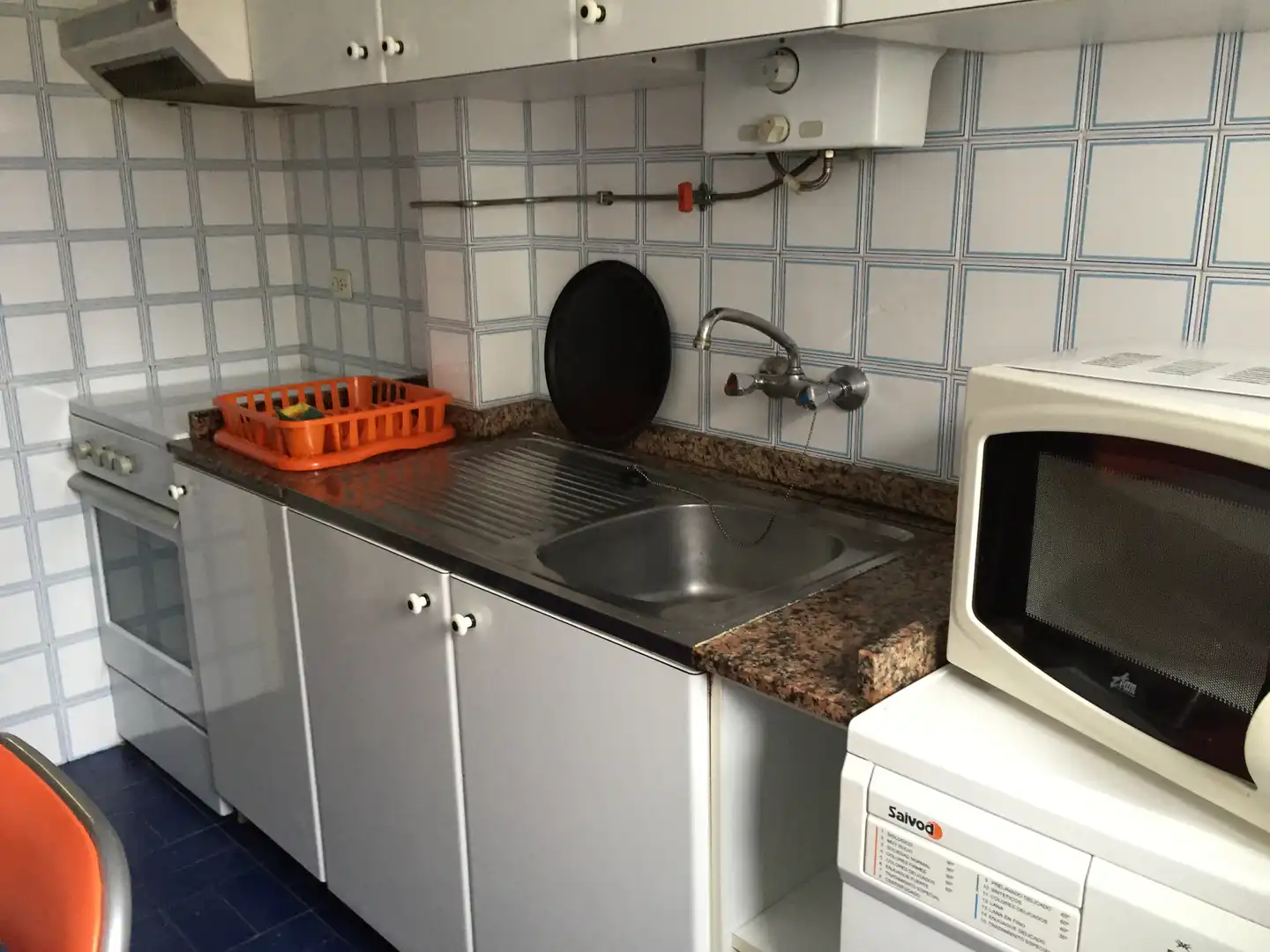 Cocina de Piso de alquiler en Santiago de Compostela  con Amueblado