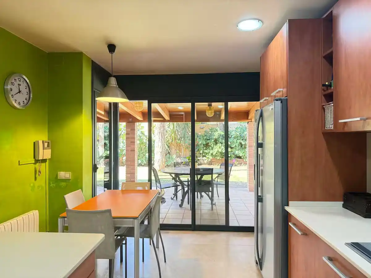 Kitchen of Houses for rent in Castelldefels  with Air Conditioner, Private garden and Terrace