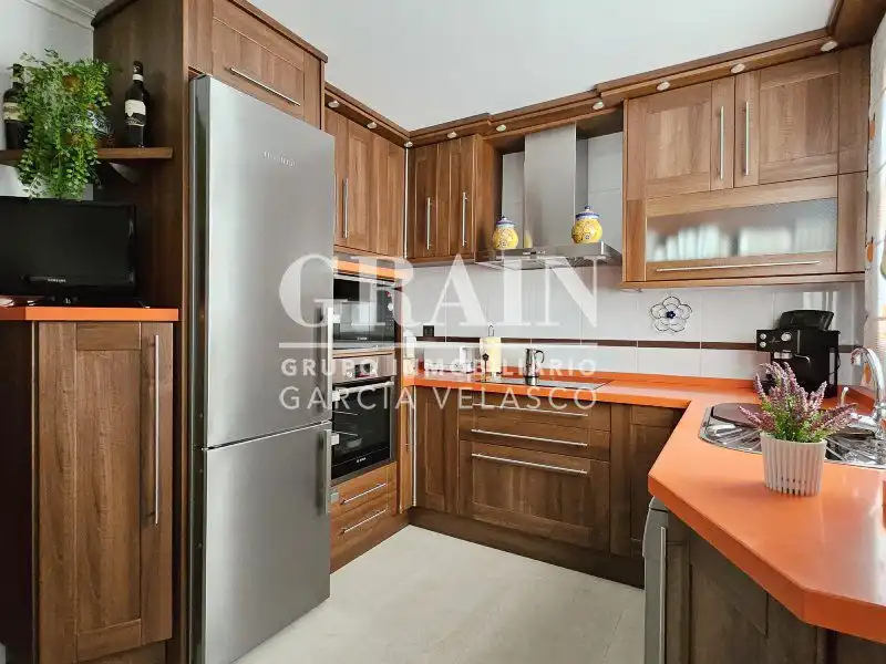 Küche von Wohnung zum Verkauf in Albacete mit Heizung, Abstellraum und Balkon