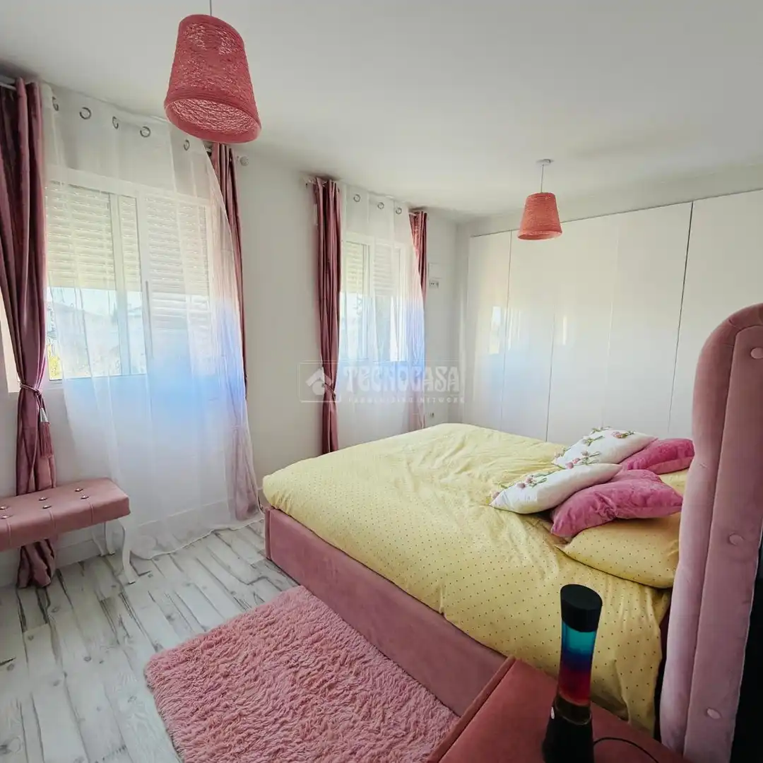 Habitación de Casa o chalet en venta en Colmenar de Oreja con Aire acondicionado, Calefacción y Jardín privado