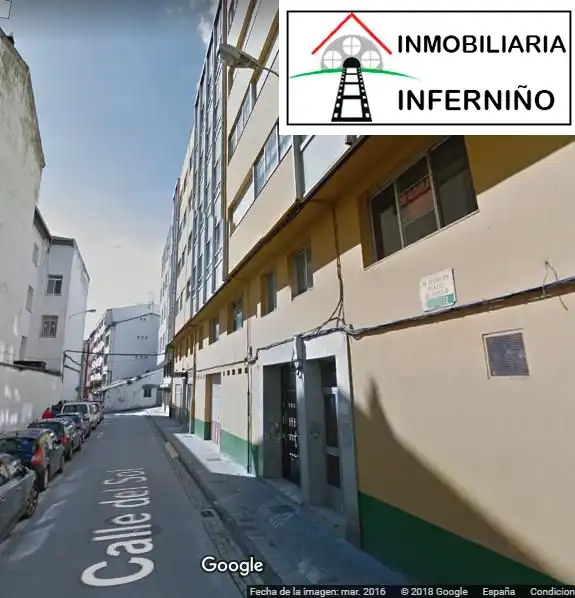 Vista exterior de Oficina de lloguer en Ferrol