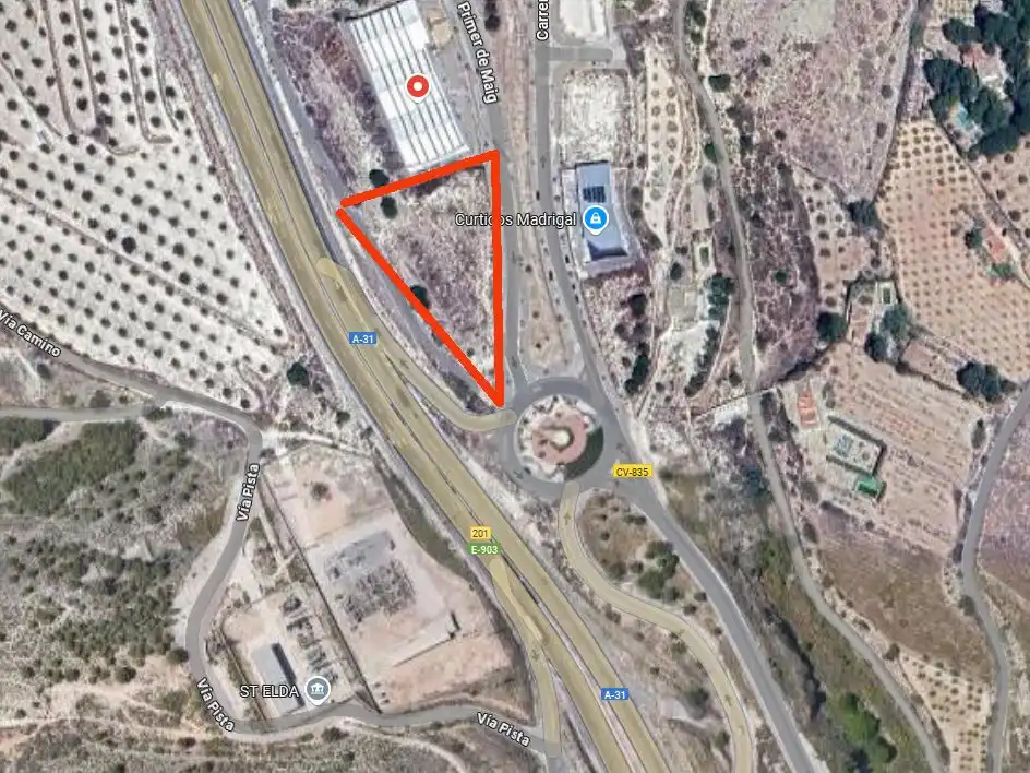 Terreno industrial en venta en Petrer