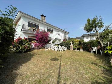 Villa con balcone in vendita a EL BOSQUE