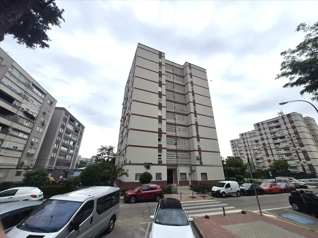 Außenansicht von Wohnung zum Verkauf in Fuenlabrada