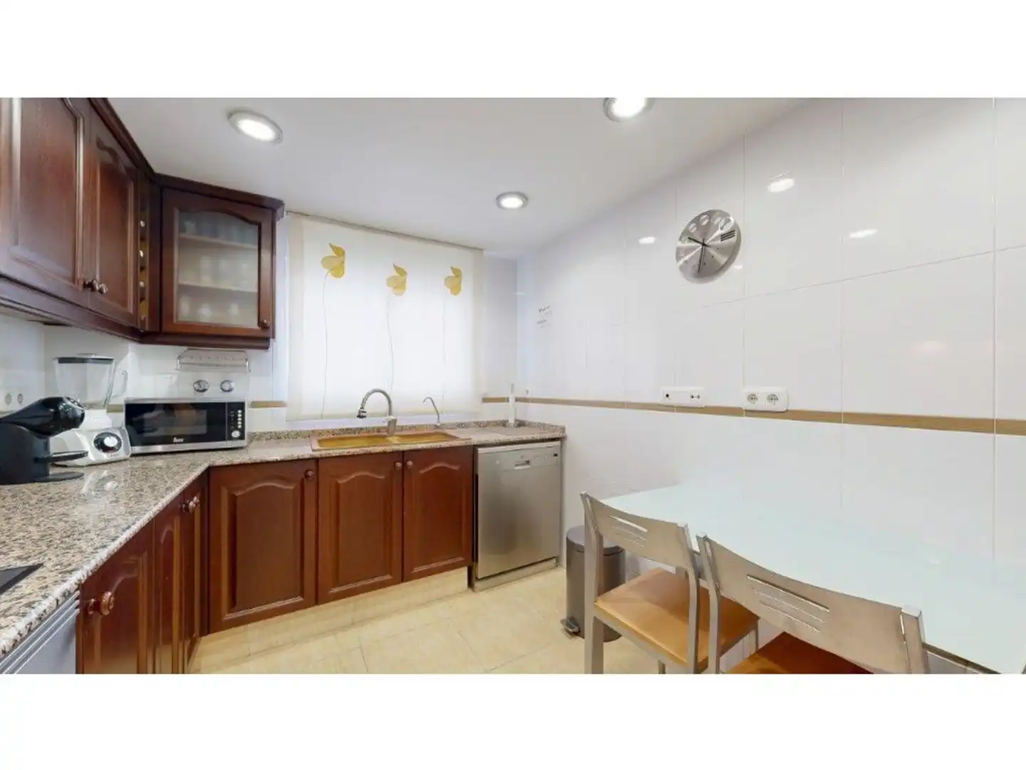 Cocina de Ático en venta en Paterna con Aire acondicionado, Terraza y Trastero