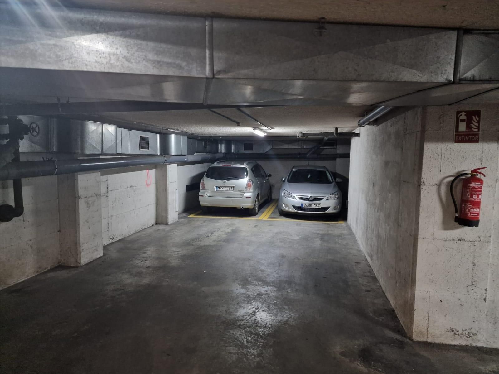 Parkplatz von Garage zum Verkauf in Vitoria - Gasteiz