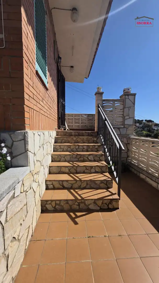 Vista exterior de Casa o xalet en venda en Tordera amb Jardí privat